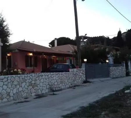 Semesterbostad Irini's Traditional Kefalonian House Lixouri