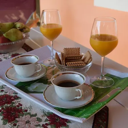 Semesterbostad Irini's Traditional Kefalonian House Lixouri