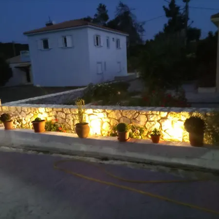 Irini's Traditional Kefalonian House Vakantiehuis