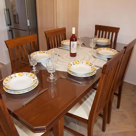 Irini's Traditional Kefalonian House * Lixouri