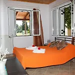 Irini's Traditional Kefalonian House